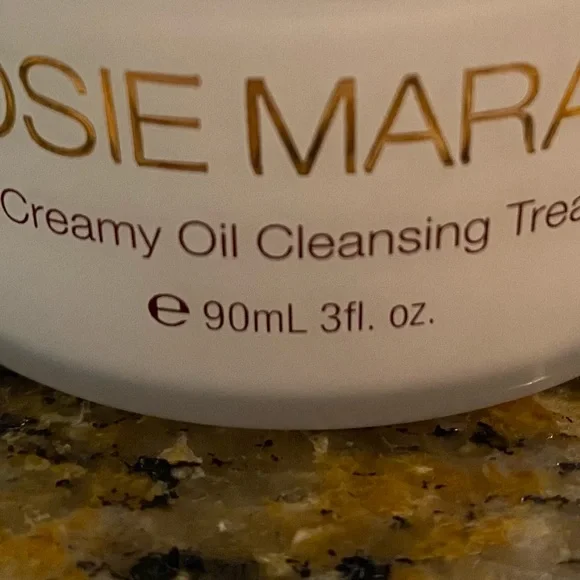 Josie Maran Creamy Oil Cleansing Balm Treatment - Picture 6 of 6